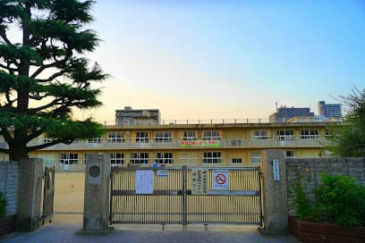 福山市立霞小学校