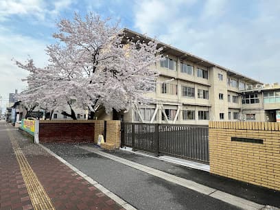 福山市立西小学校